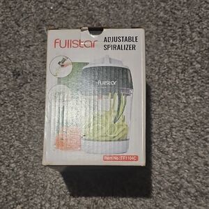 Adjustable Spiralizer - Black and White